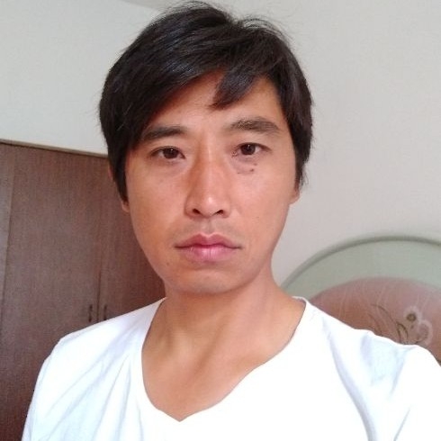 莞尔一笑的第一张照片--浦城交友网