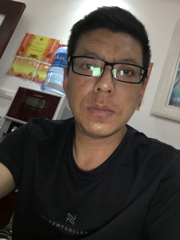牵手的第三张照片--浦城交友网
