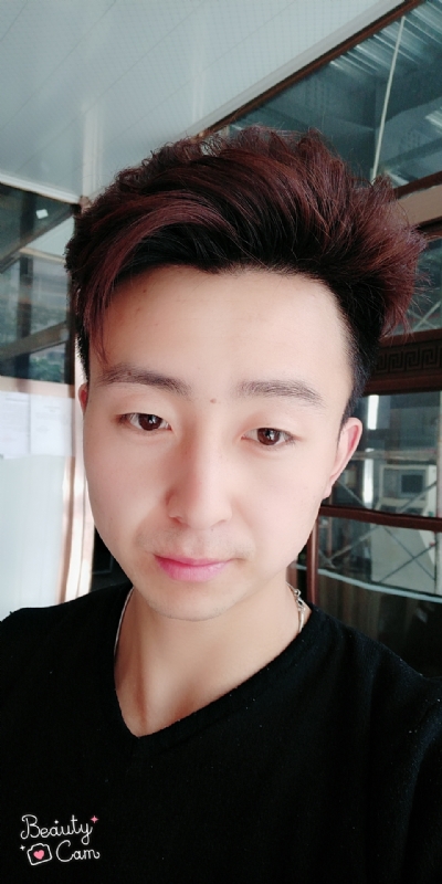 拼命微笑的第三张照片--浦城交友网