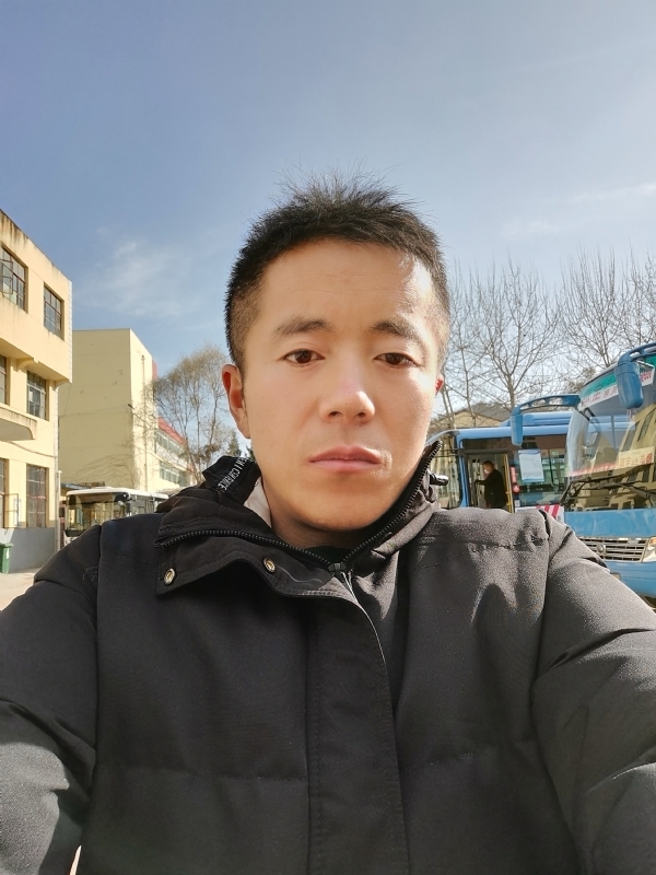 孤独的云的第一张照片--浦城交友网
