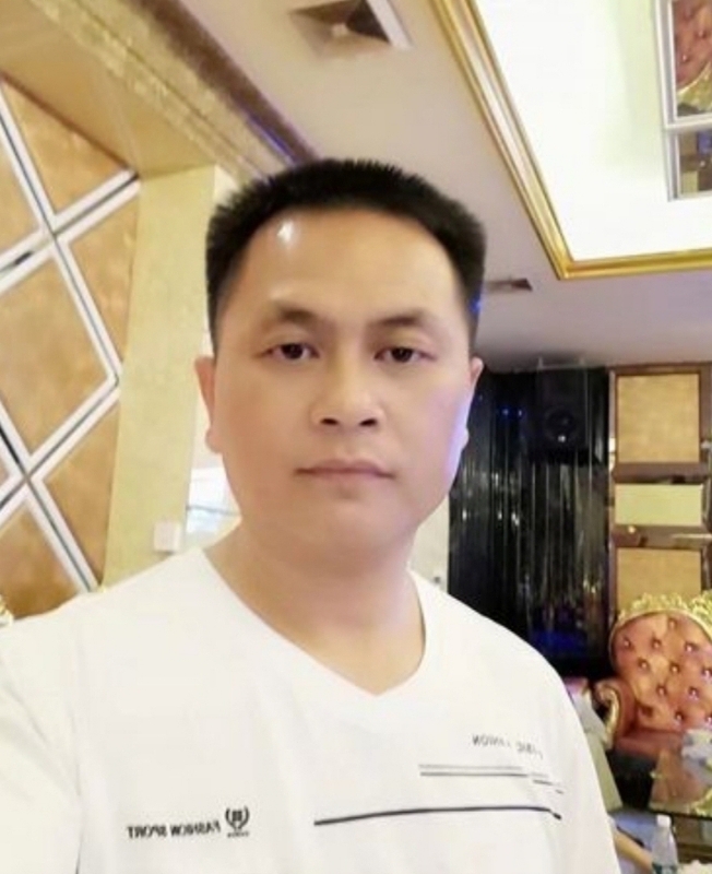 小梁的第一张照片--浦城交友网