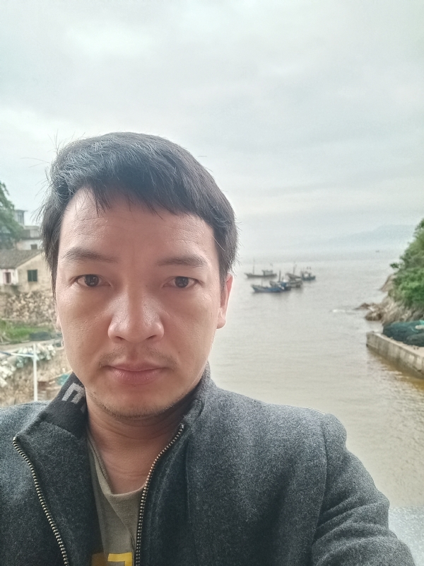 啊亮的第一张照片--浦城交友网