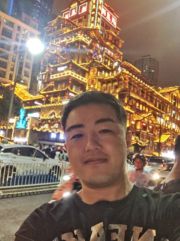 钢铁侠的第一张照片--浦城交友网