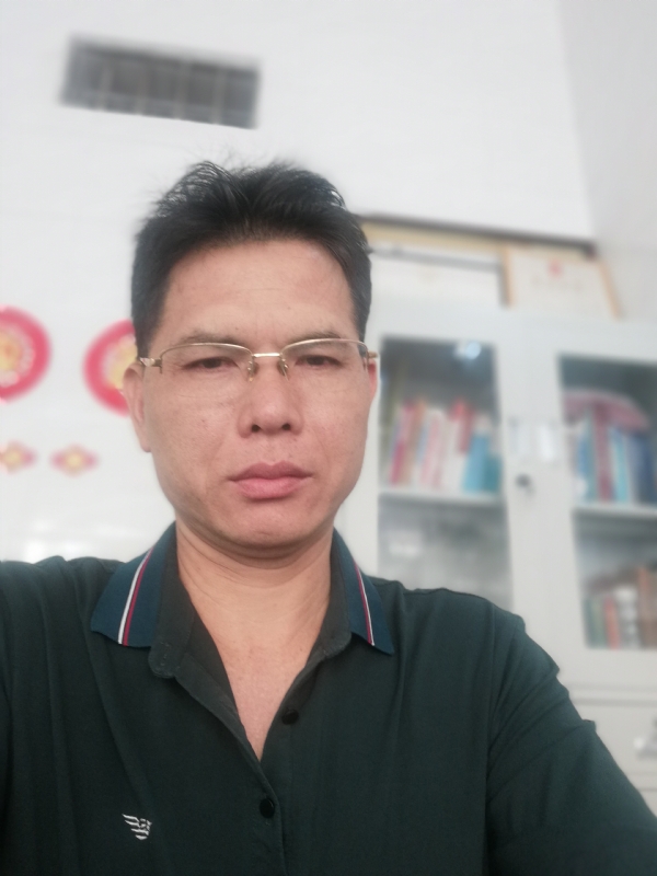 后视镜的第一张照片--浦城交友网